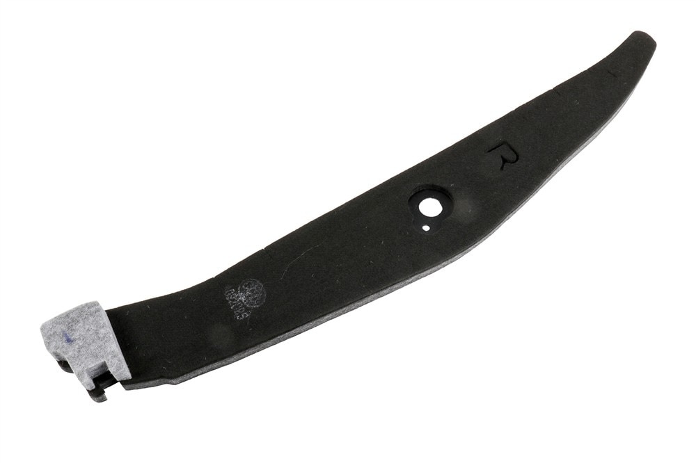 GM Genuine Parts Passenger Side Fender Insulator