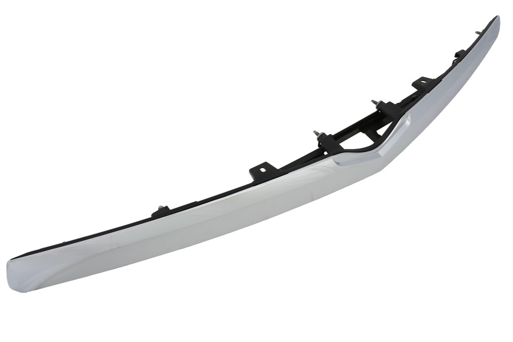 GM Genuine Parts Galvano Silver Deck Lid Center Applique