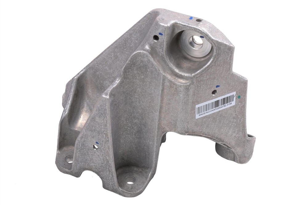 GM Genuine Parts Passenger Side Engine Mount Bracket