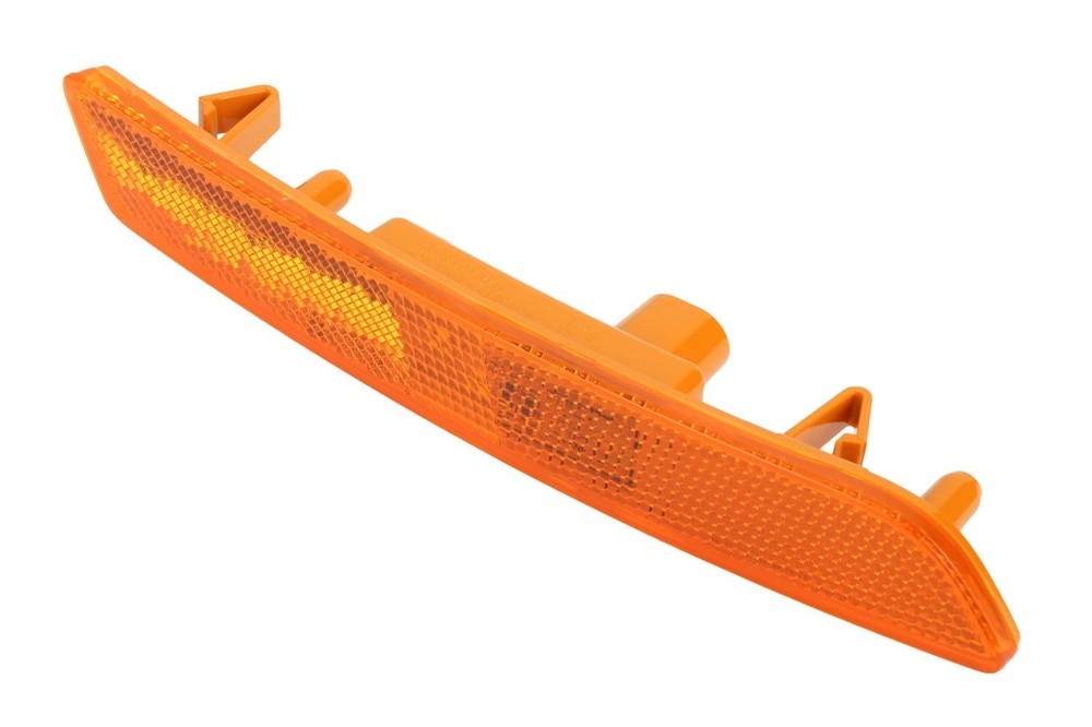GM Genuine Parts Amber Front Driver Side Marker Lamp