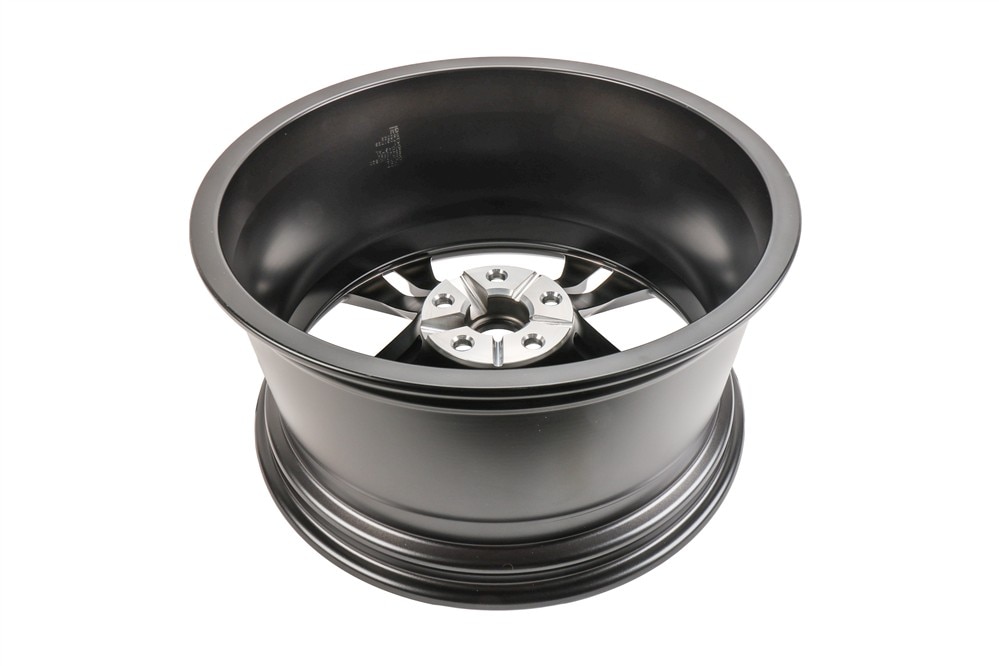 GM Genuine Parts 20x10-Inch Aluminum Wheel | 23355791 | GM Parts