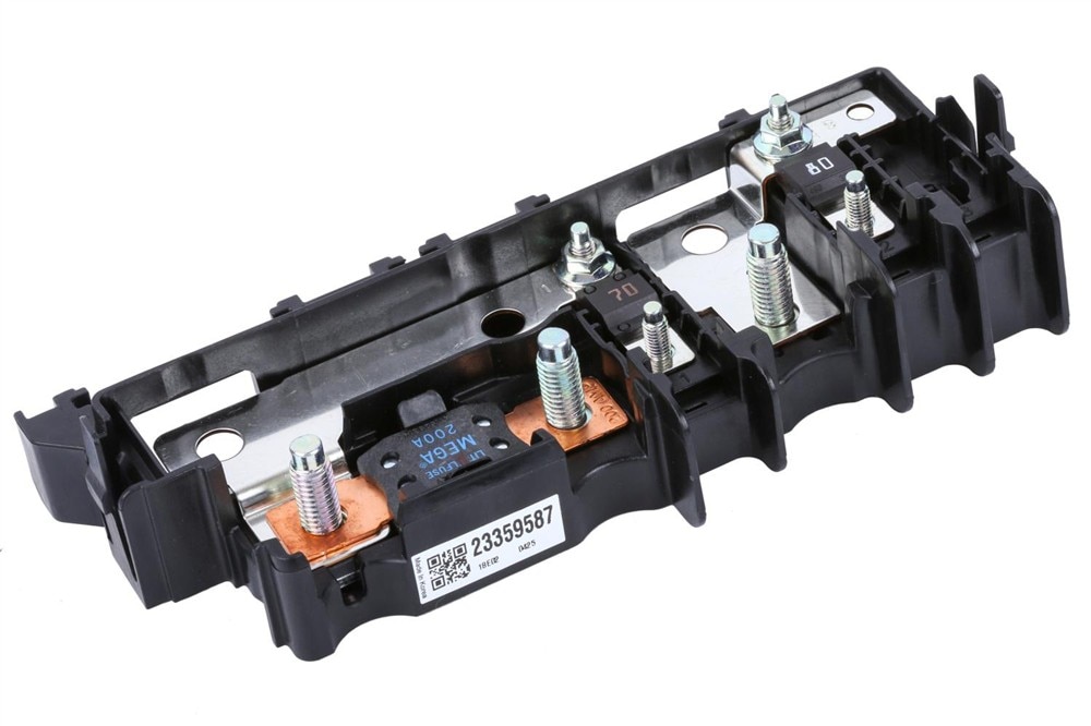 GM Genuine Parts Battery Distribution Engine Compartment Fuse Block