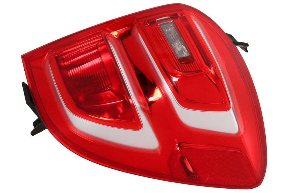 GM Genuine Parts Passenger Side Rear Body Tail Lamp