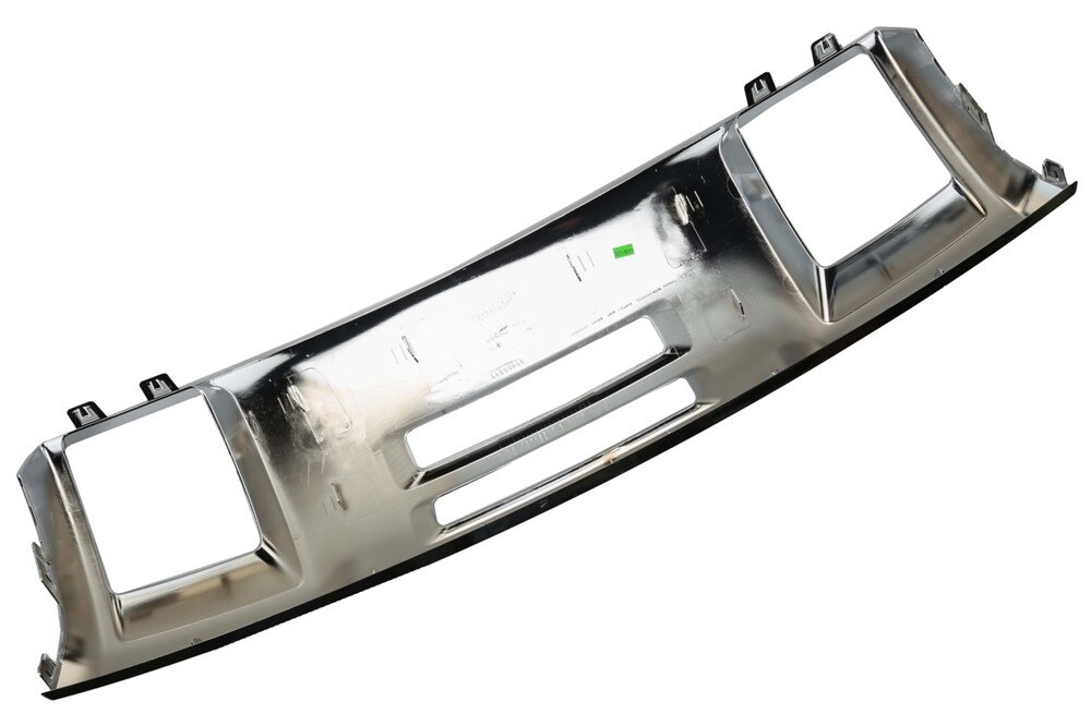GM Genuine Parts Front Bumper Fascia Skid Plate