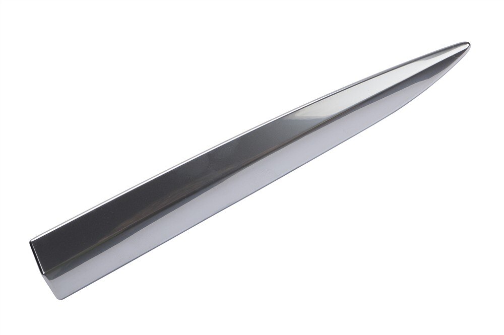 GM Genuine Parts Medium Variegated Chrome Passenger Side Front Fender Front Molding