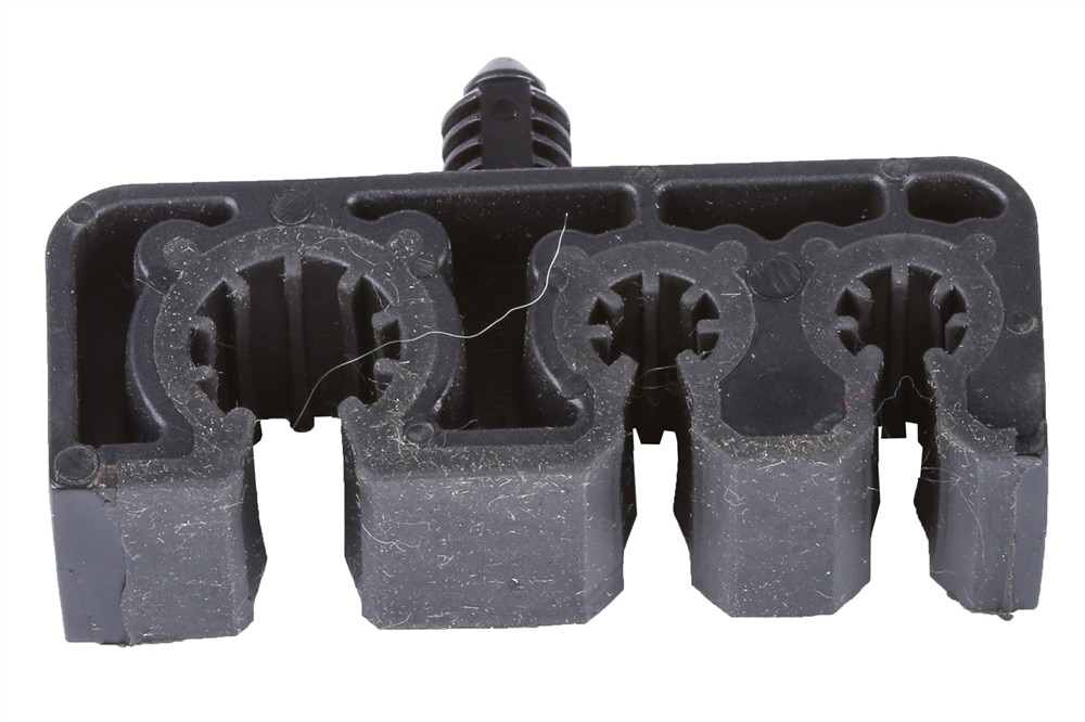 GM Genuine Parts Brake and Fuel Pipe Clip