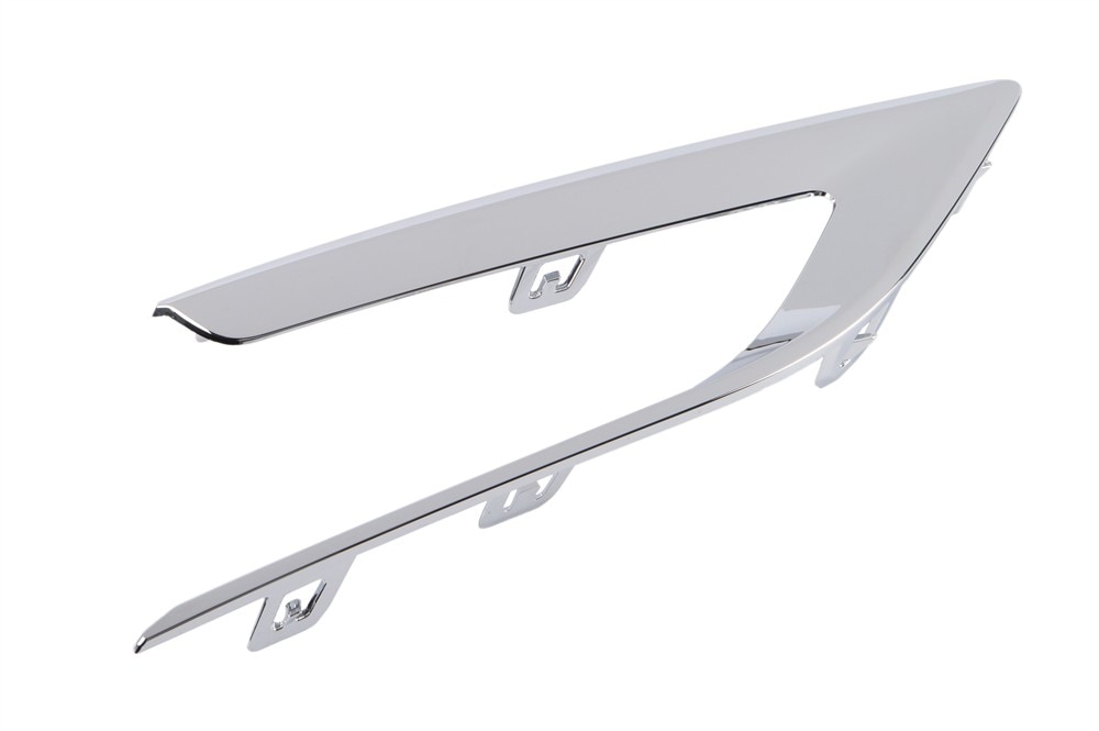 GM Genuine Parts Passenger Side Front Fog Lamp Bezel Insert
