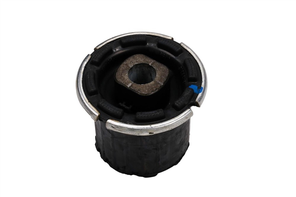 GM Genuine Parts Rear Suspension Cradle Mount