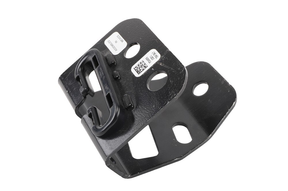 GM Genuine Parts Front Passenger Side Seat Belt Guide