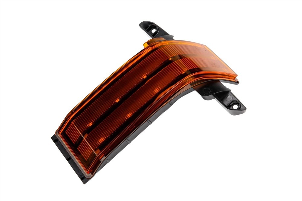 GM Genuine Parts Front Driver Side Clearance Lamp Lens