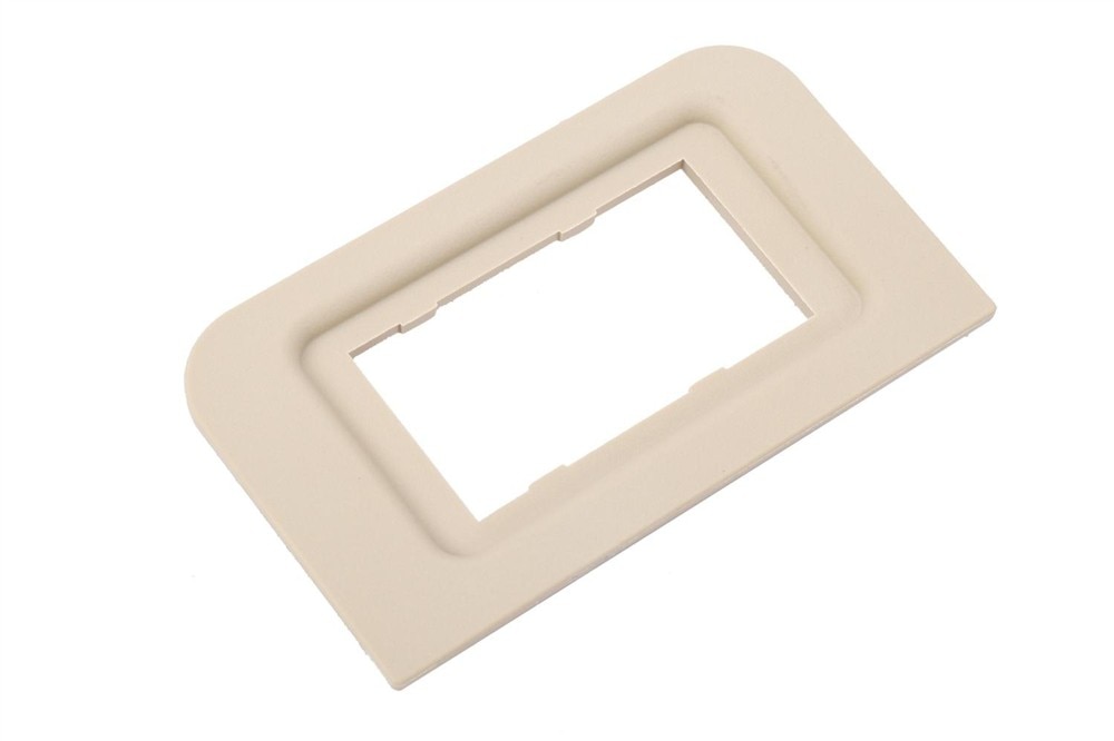 GM Genuine Parts Very Light Cashmere Front Passenger Side Door Courtesy Lamp Bezel