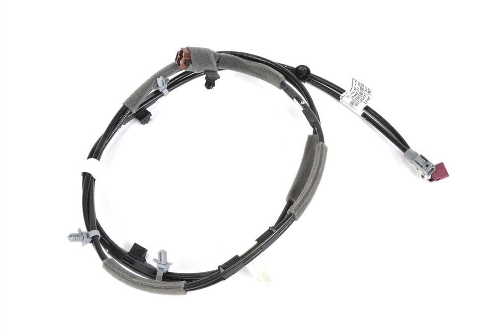 GM Genuine Parts Radio, Mobile Telephone, and GPS Navigation Antenna Cable