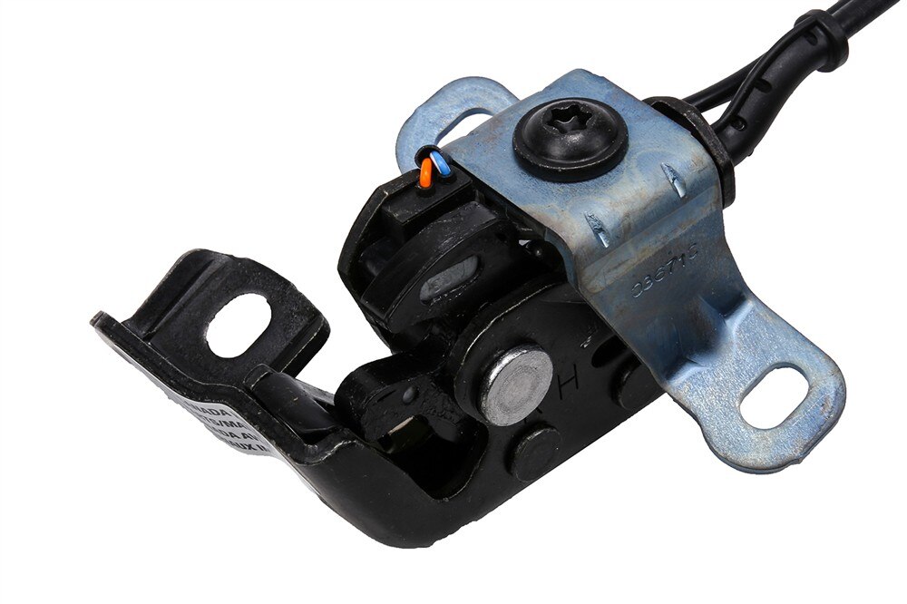 GM Genuine Parts Passenger Side Rear Door Upper Latch | 23463932