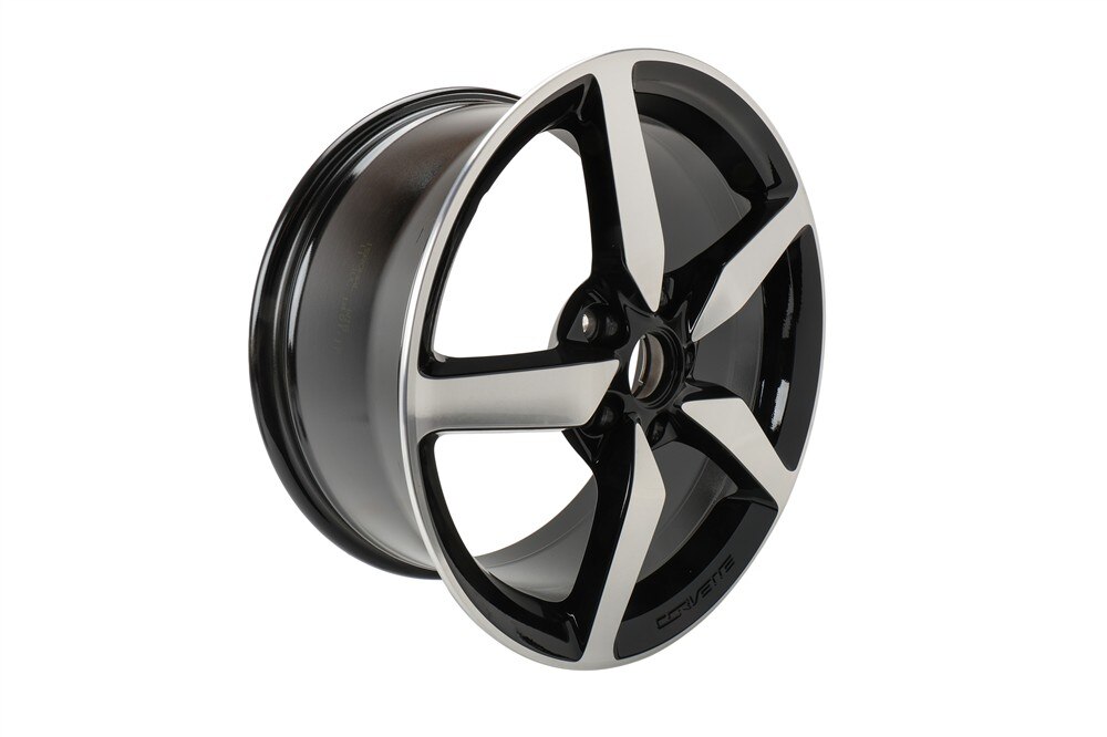 GM Genuine Parts 18x8.5-Inch-Inch Aluminum Wheel