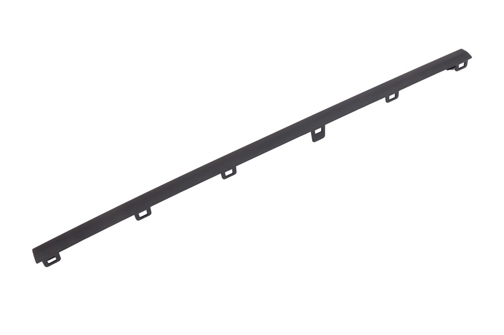 GM Genuine Parts Rear Bumper Fascia Center Molding