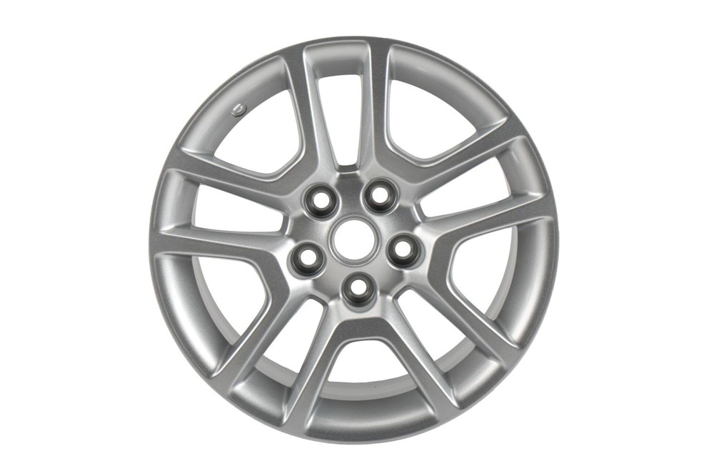 GM Genuine Parts 17x8-Inch Aluminum Wheel