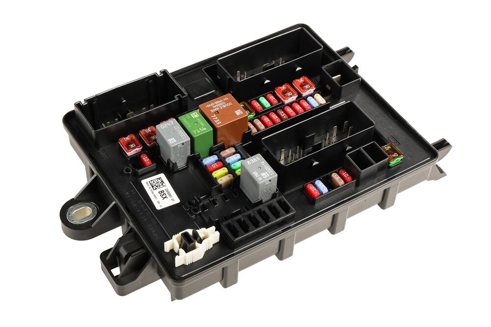GM Genuine Parts Body Wiring Harness Junction Block