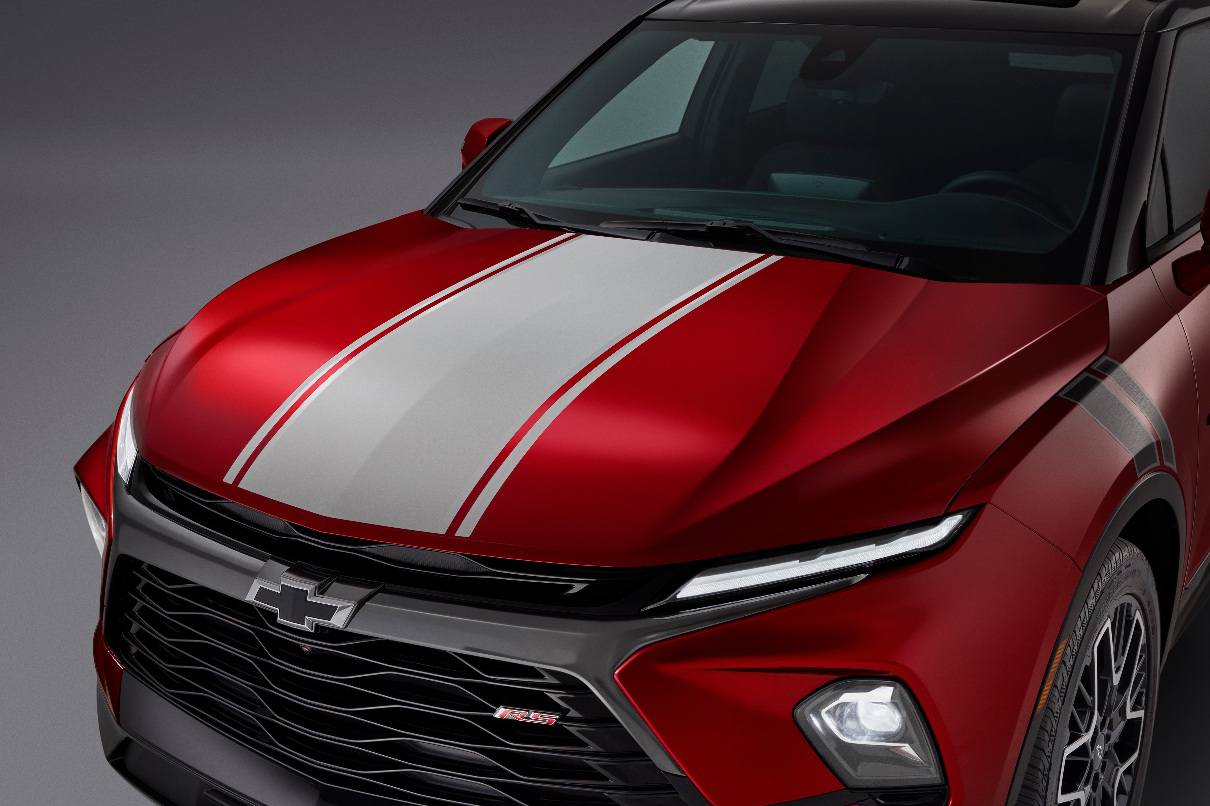 Hood and Liftgate Stripe Package in Silver