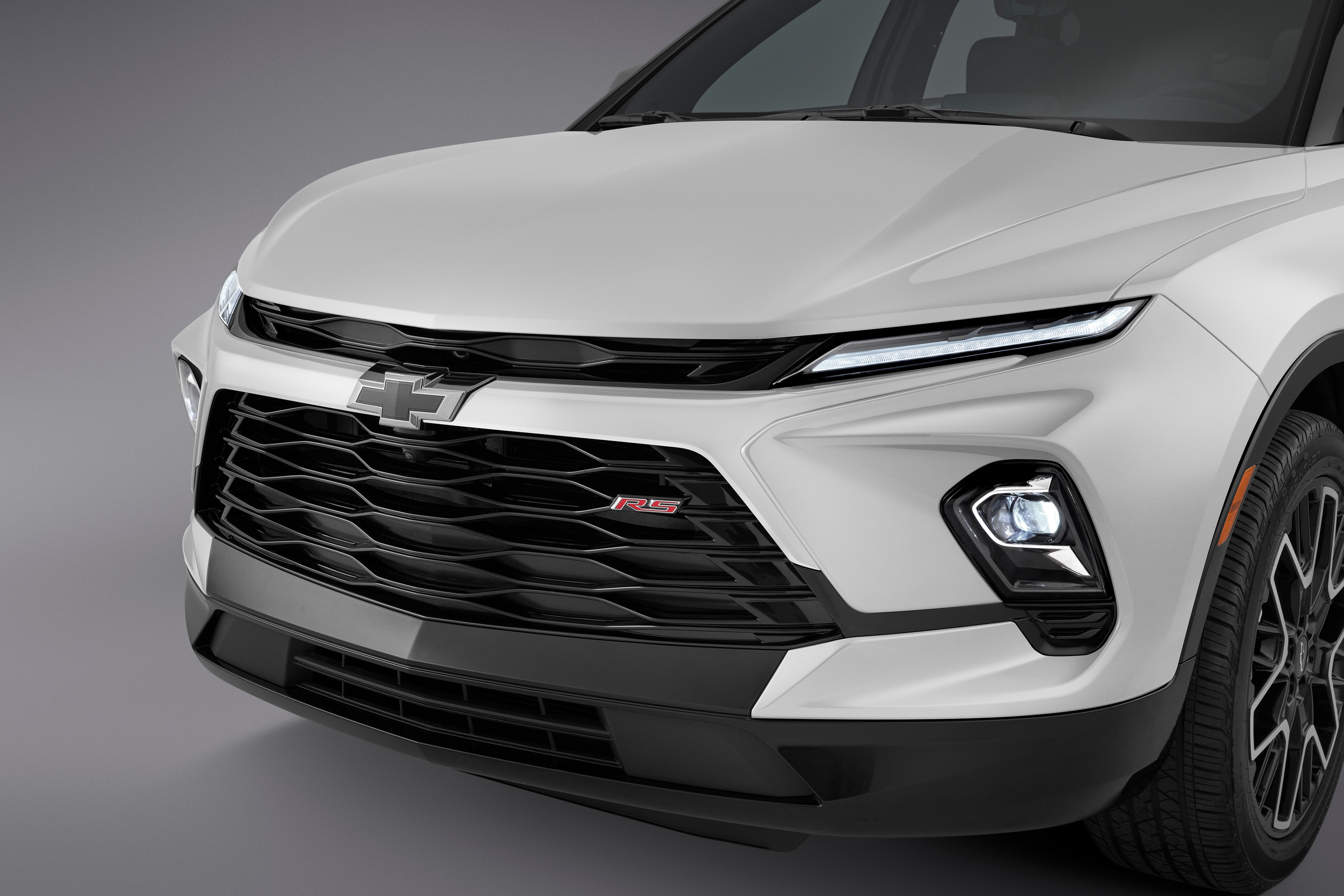 Grille Bar Insert in Summit White