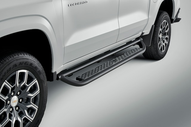 Crew Cab 5-Inch Rectangular Assist Steps in Chrome | 86805448 ...