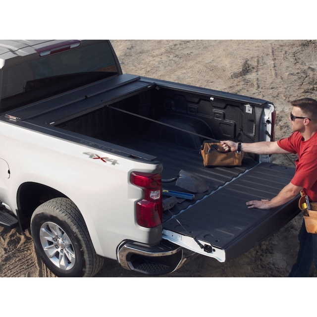 Standard Bed Retractable Truck Bed Cover in Black by Advantage® - Associated Accessories