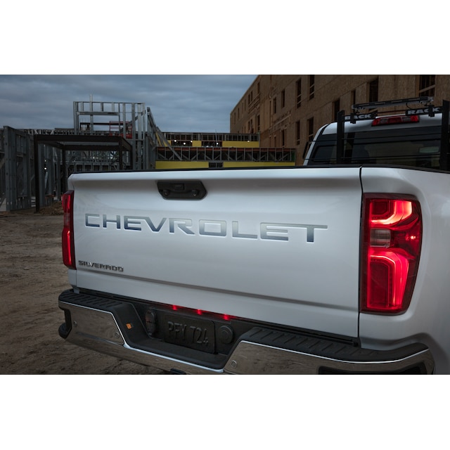 CHEVROLET Tailgate Lettering Decal in Reflective Black (for Models without Multi-Flex Tailgate)