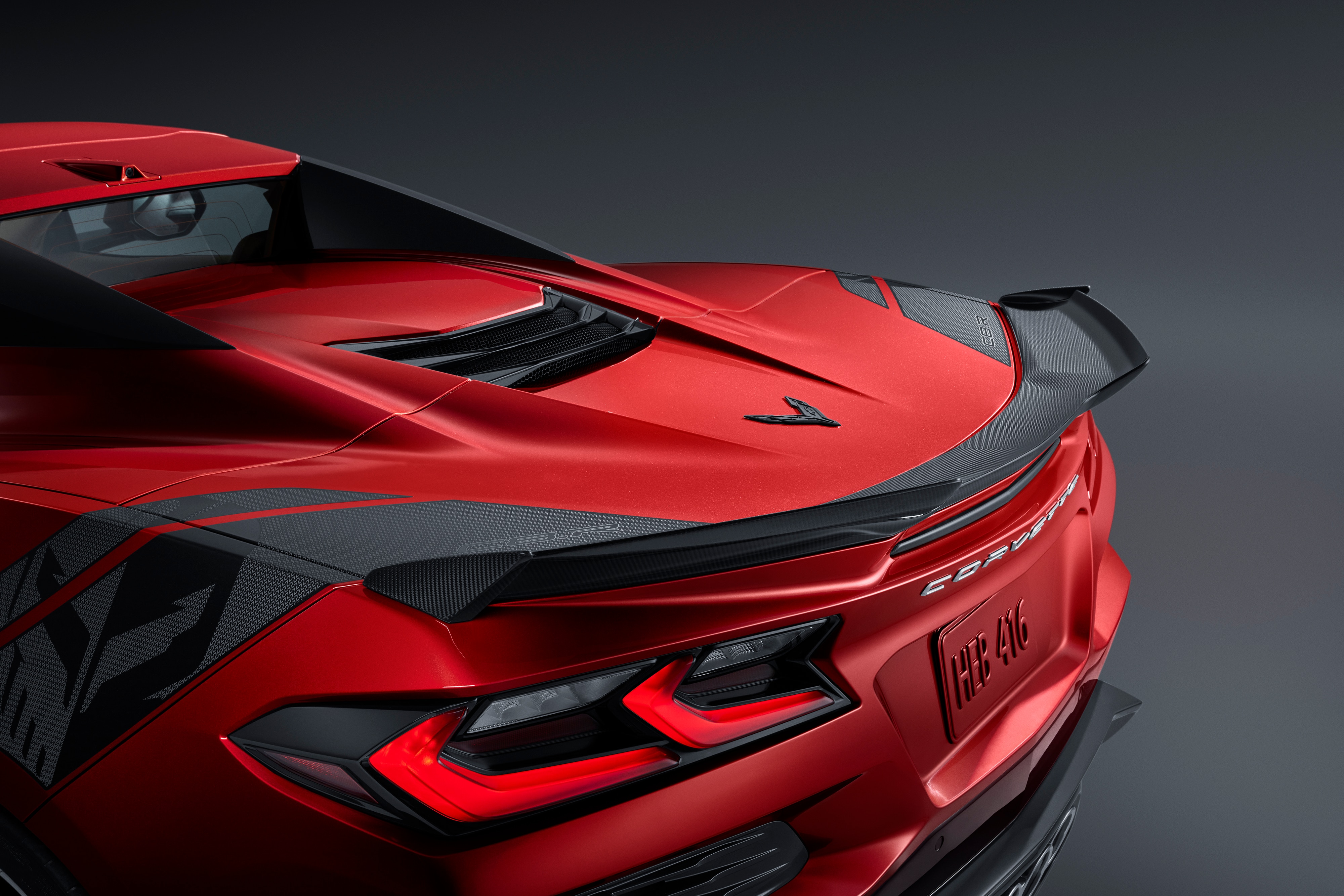 Z06 Spoiler Kit in Visible Carbon Fiber