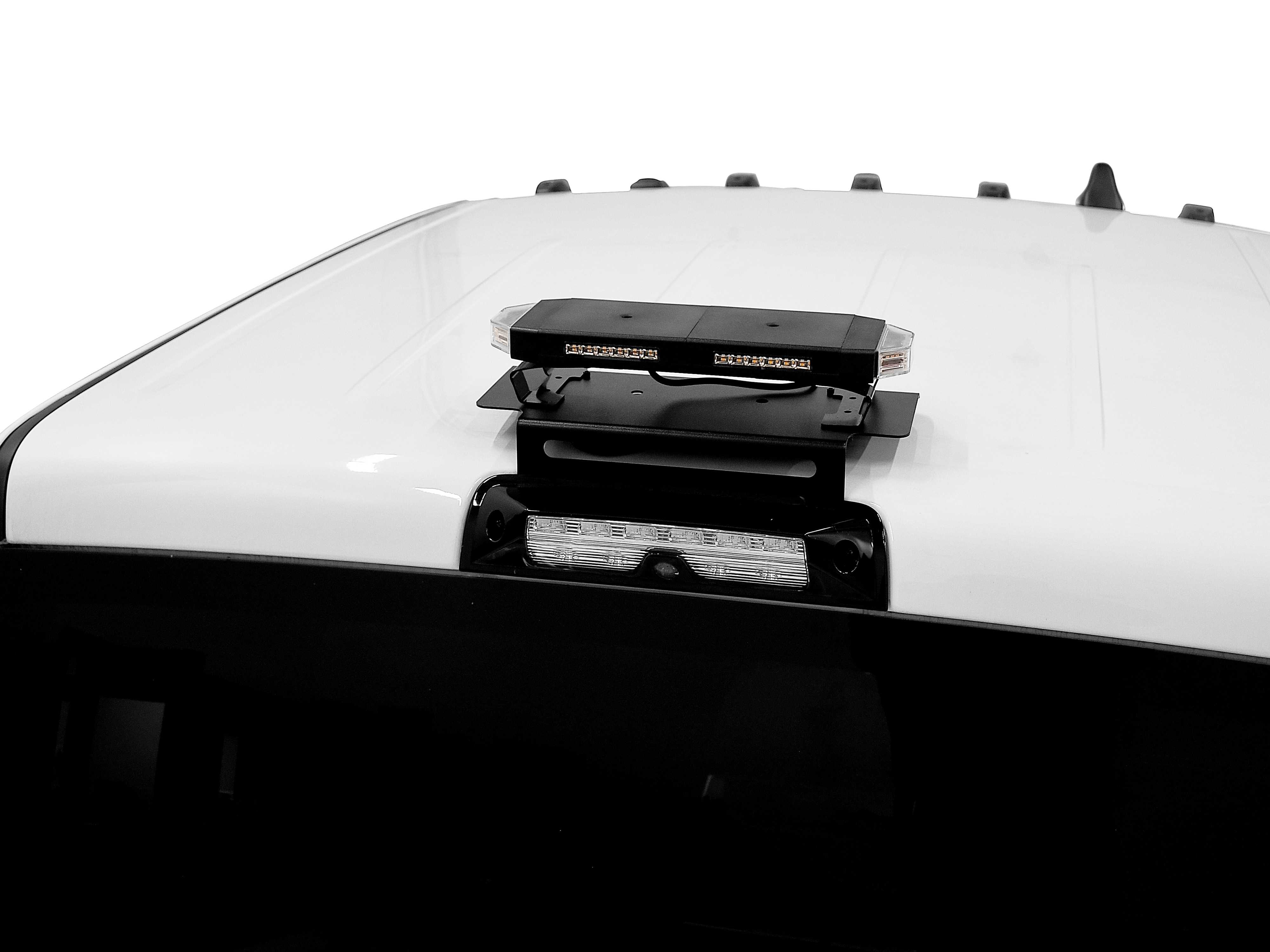 Hornet 16-Inch Amber LED Light Bar Kit by Putco® - Associated Accessories
