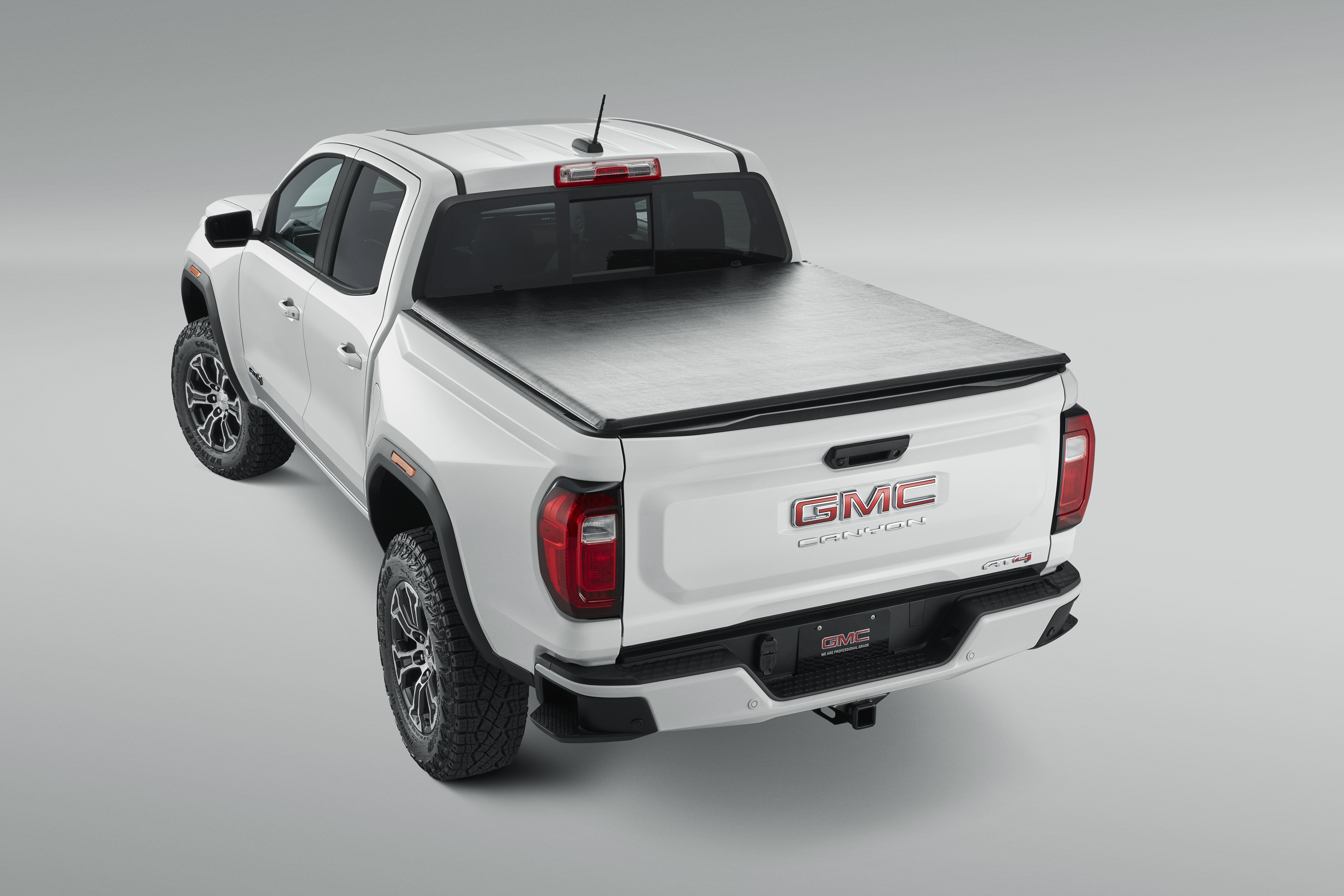 Short Bed Soft Folding Truck Bed Cover in Black by Advantage® - Associated Accessories