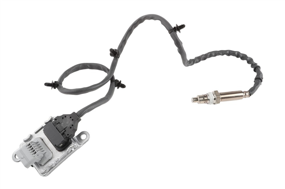GM Genuine Parts Nitrogen Oxides Sensor (Programming Required)