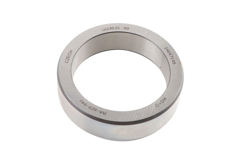 GM Genuine Parts Automatic Transmission Differential Carrier Bearing Race