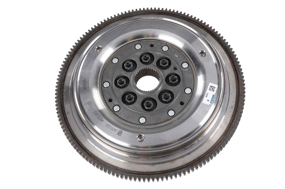 GM Genuine Parts Clutch Flywheel