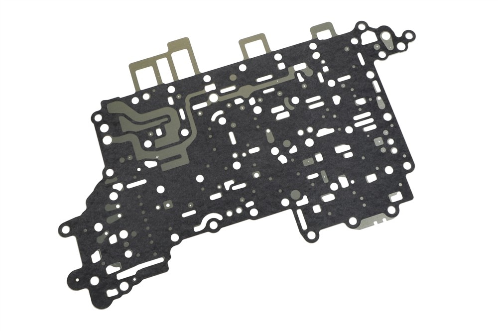 GM Genuine Parts Control Valve Body Spacer Plate with Gaskets
