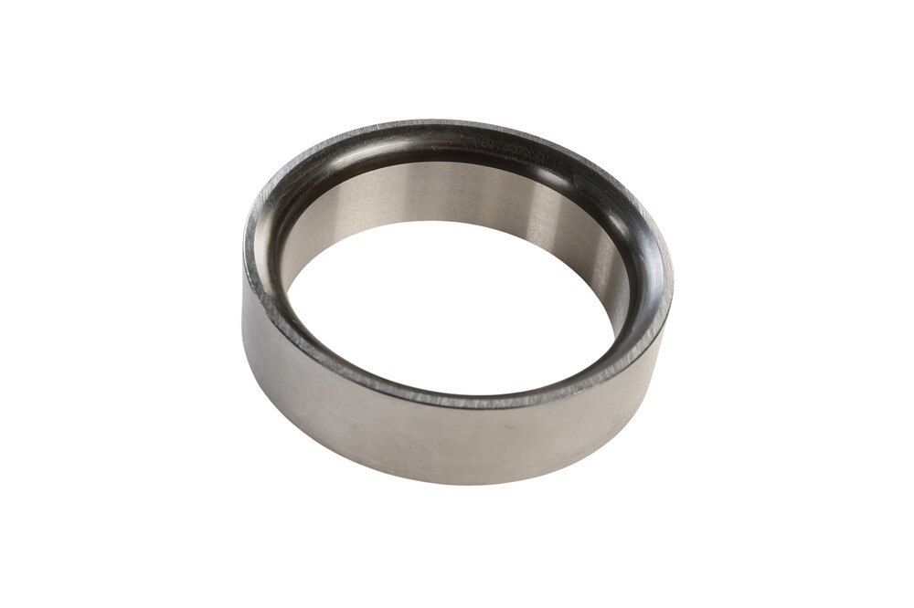 GM Genuine Parts Automatic Transmission Differential Carrier Bearing Race