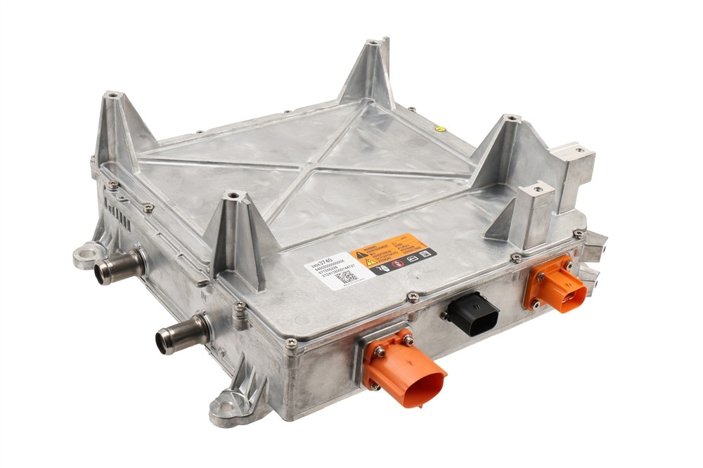 GM Genuine Parts Drive Motor Battery Pack Charger