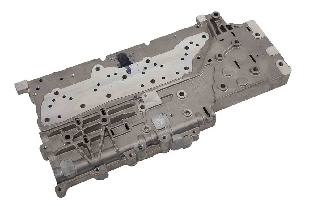 GM Genuine Parts Automatic Transmission Lower Control Valve Body