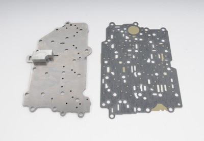 GM Genuine Parts Automatic Transmission Control Valve Body Kit with Plates and Gaskets