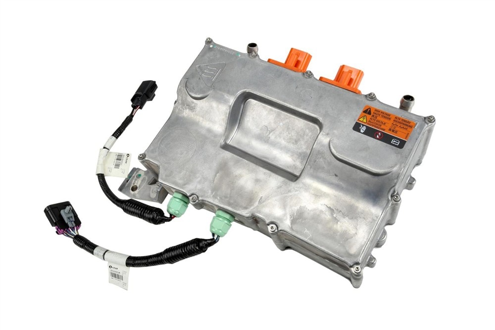 GM Genuine Parts Hybrid Drive Motor Battery Pack Charger (Programming Required)