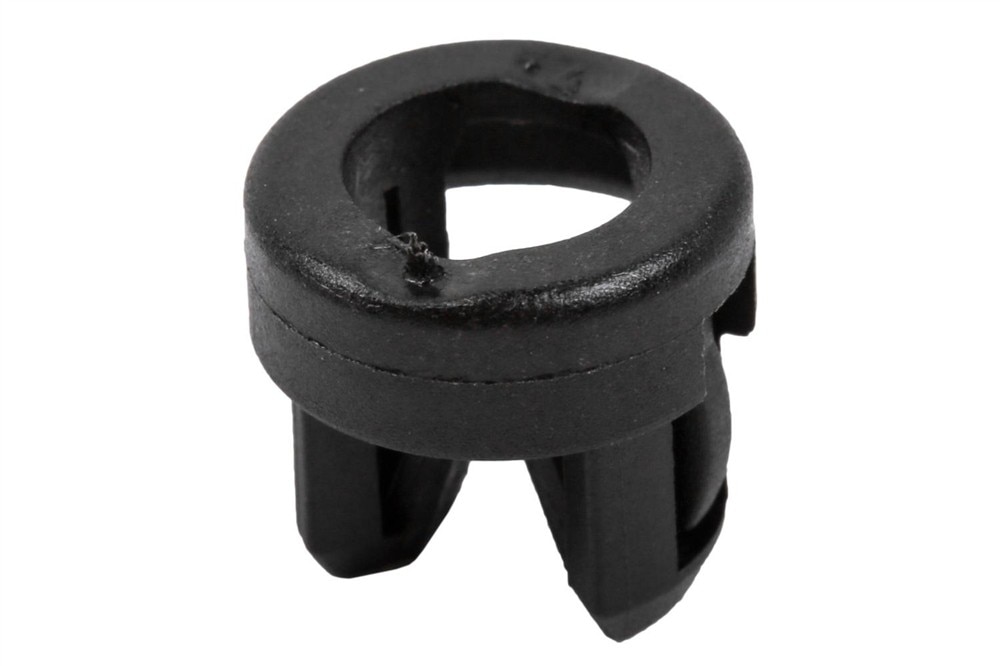 GM Genuine Parts Rear Side Door Window Retainer