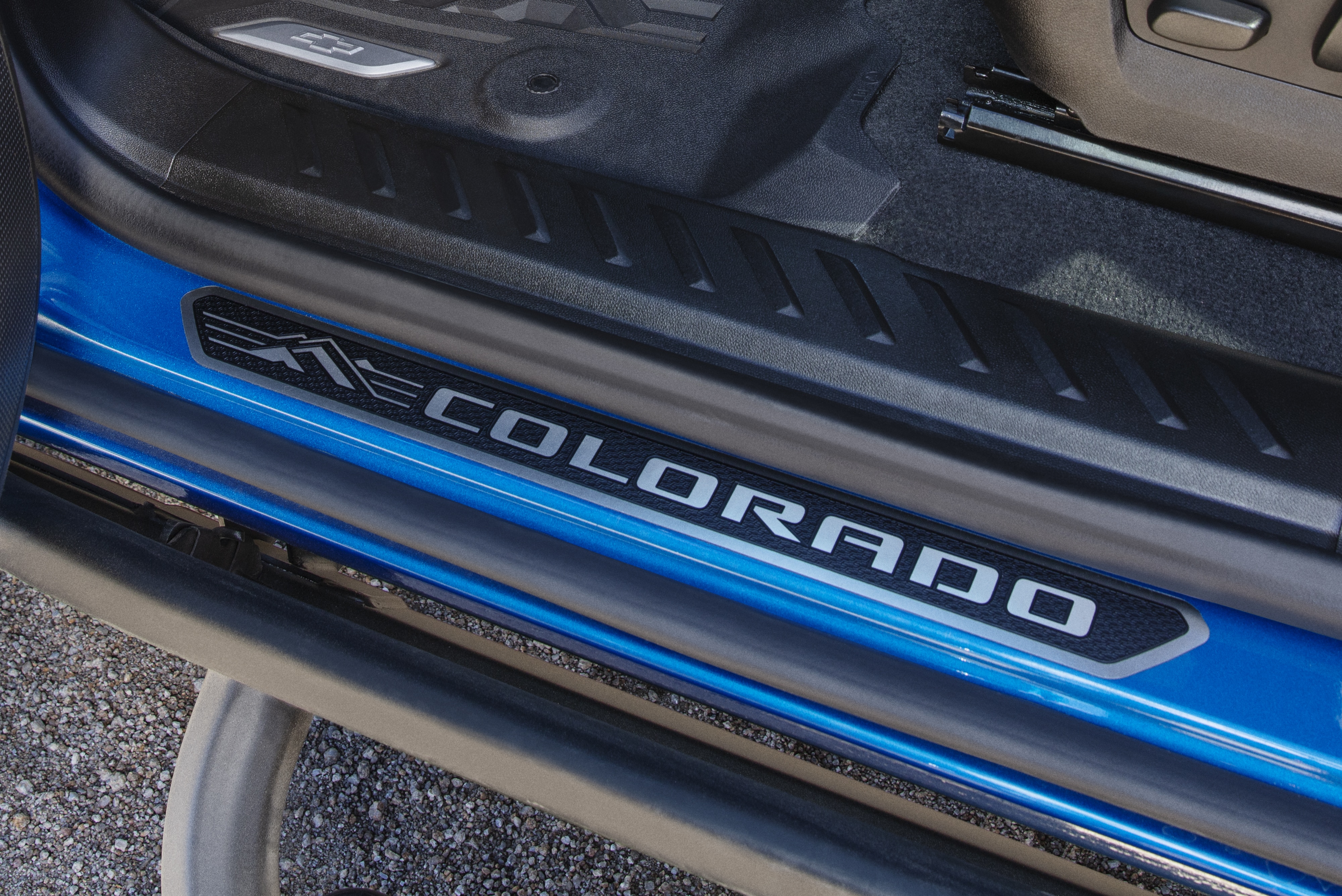 ブリジストン　モールトン　Fキャリア付属　 シートSELLEAN-ATOMICA Front Door Sill Plates with Colorado Script | 84937996 | Chevrolet