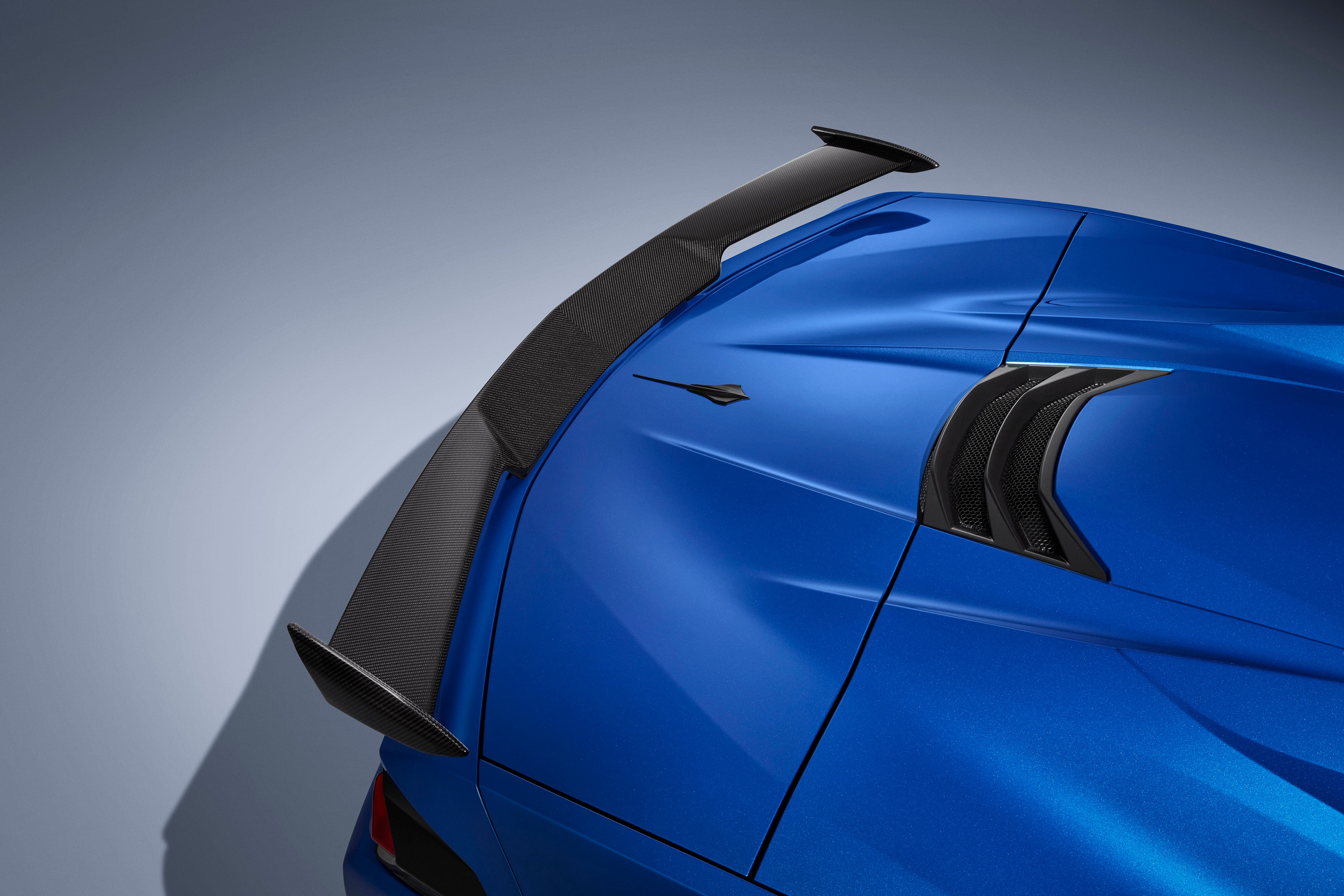 High Wing Spoiler Kit in Visible Carbon Fiber