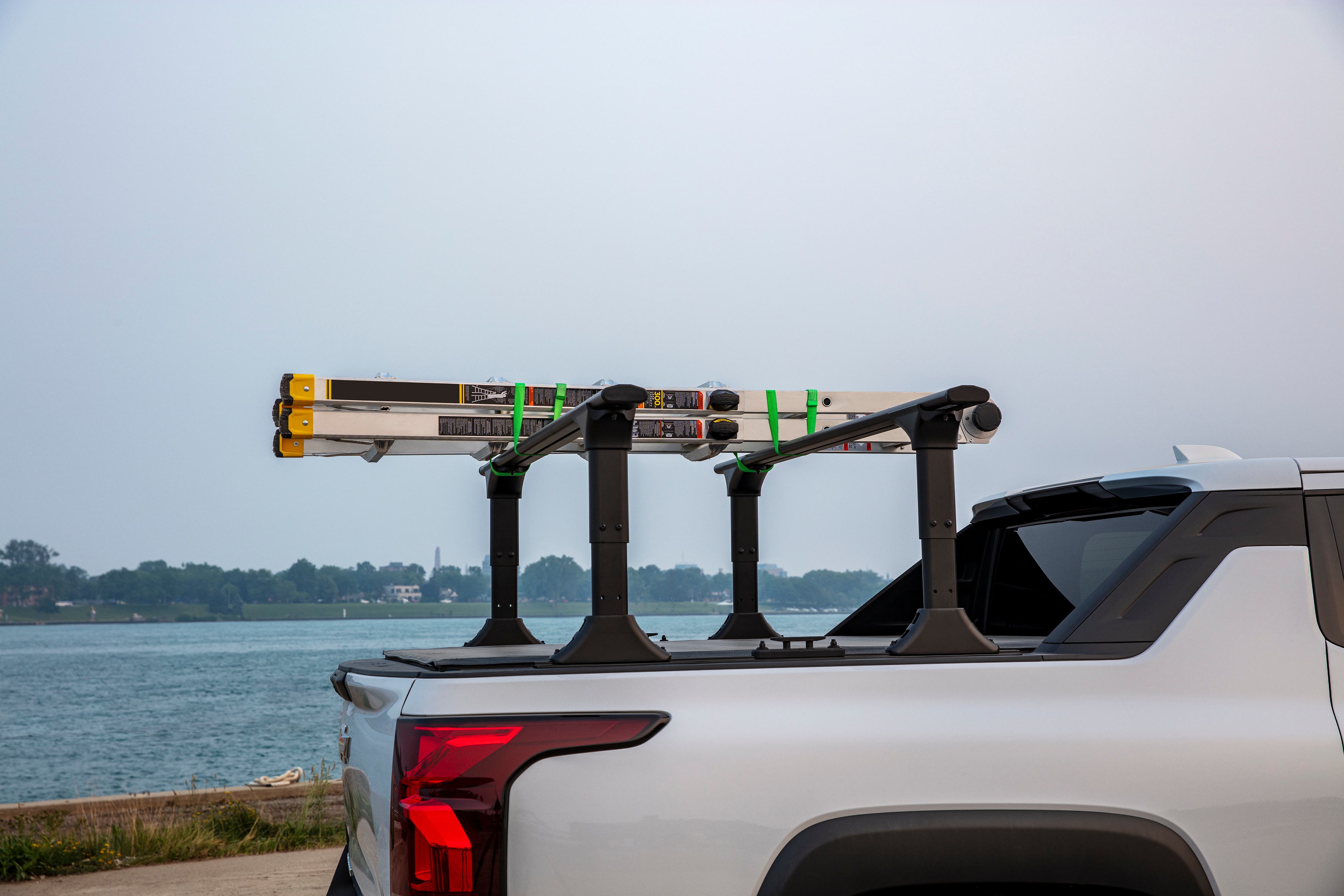 Telescoping Truck Rack System by Advantage® - Associated Accessories