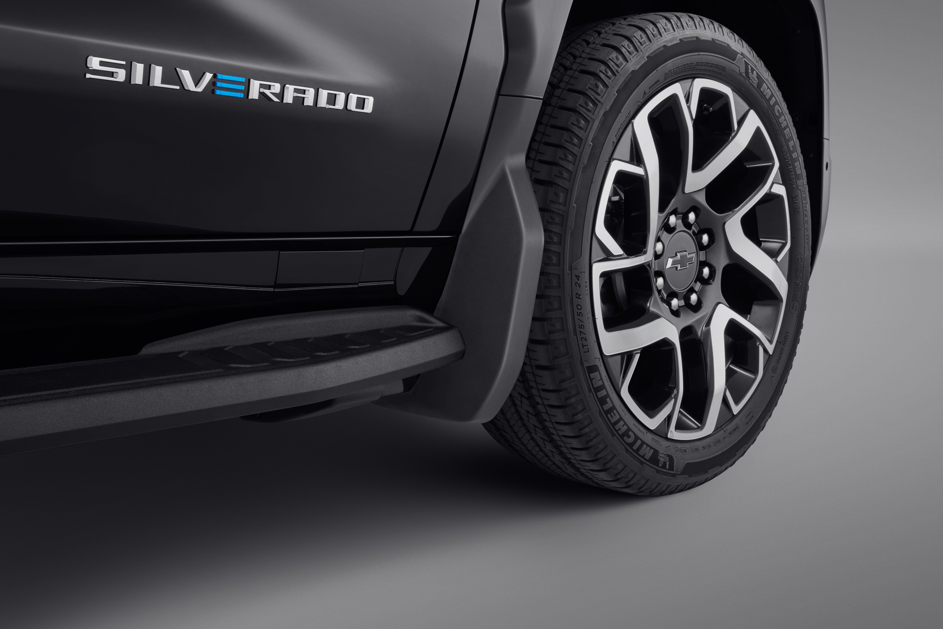 Front Splash Guards Molded in Black