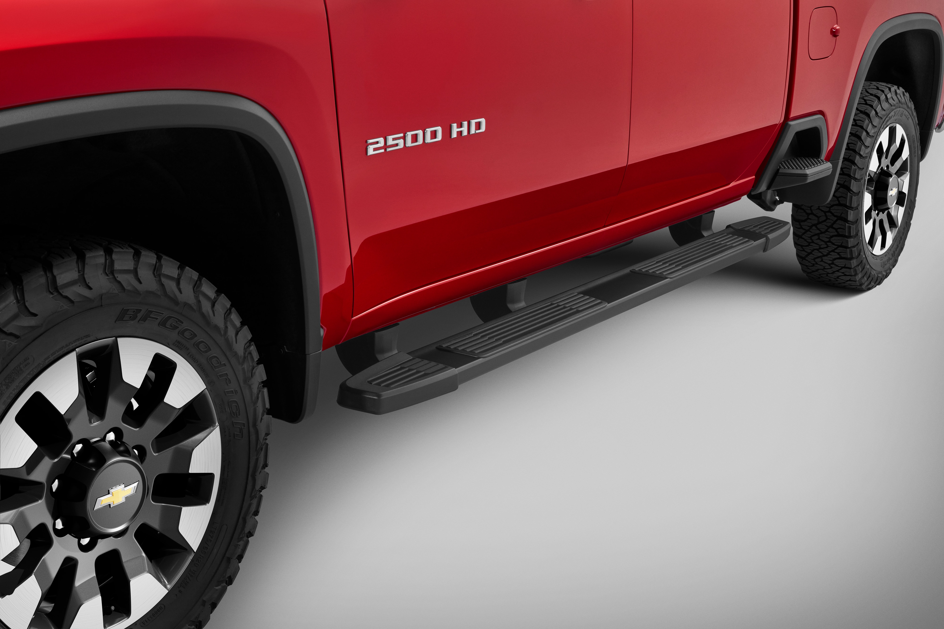 Chevrolet Crew Cab 6-Inch Rectangular Assist Steps in Black