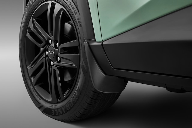 Aeroskin™ Hood Protector in Smoke Black by LUND® - Associated ...