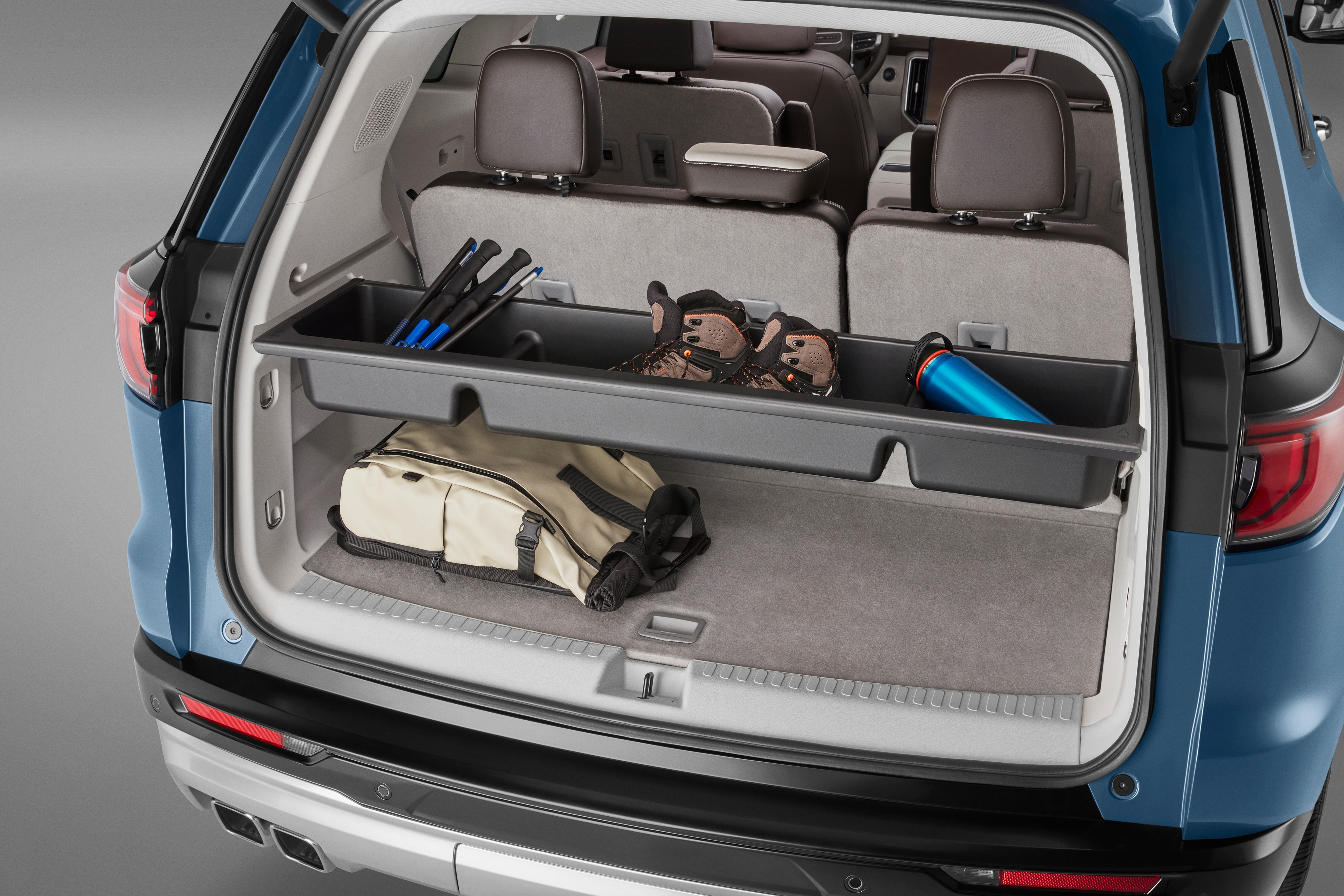Cargo Shelf with Dividers