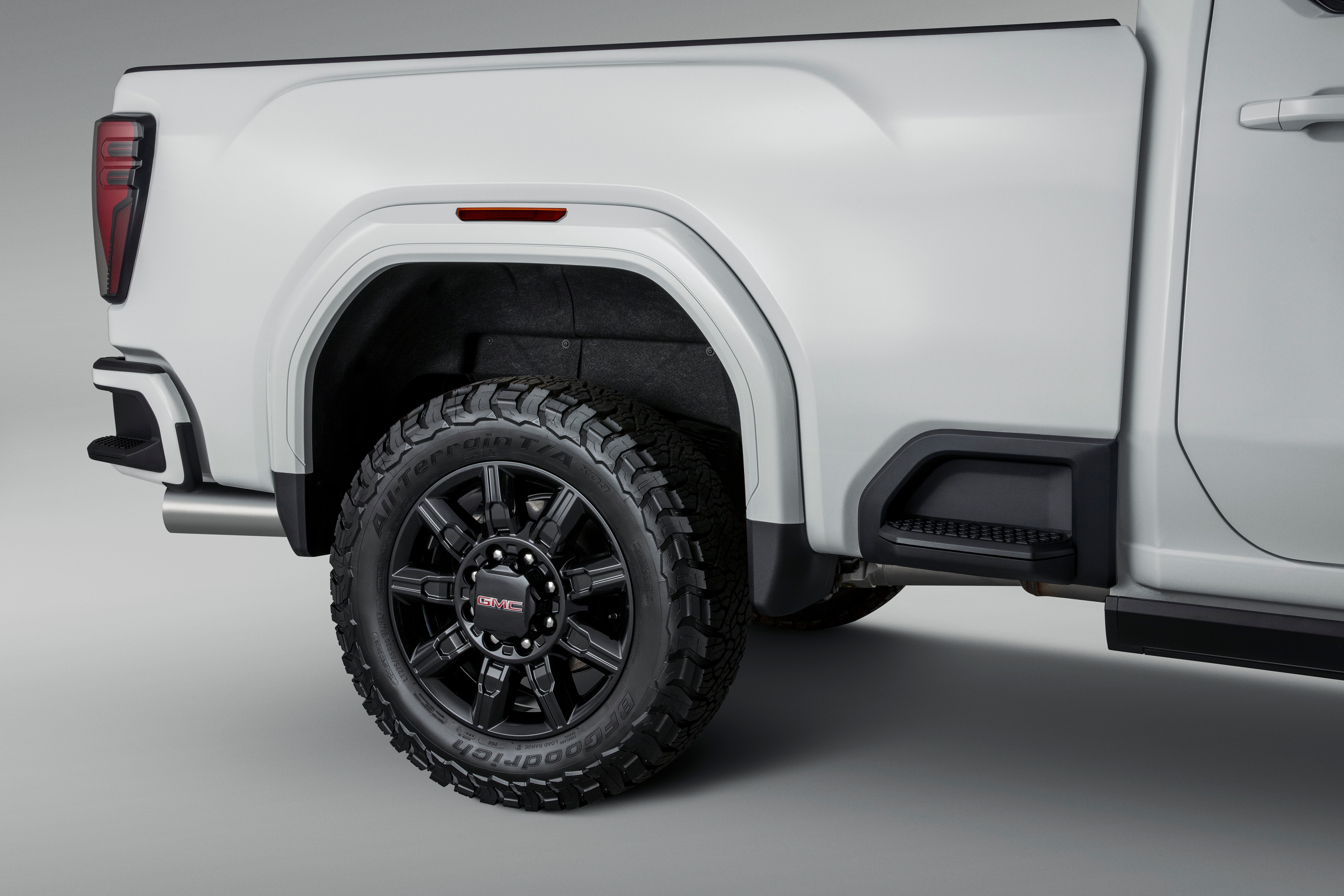 GMC Front and Rear Fender Flare Set in White Frost Tricoat