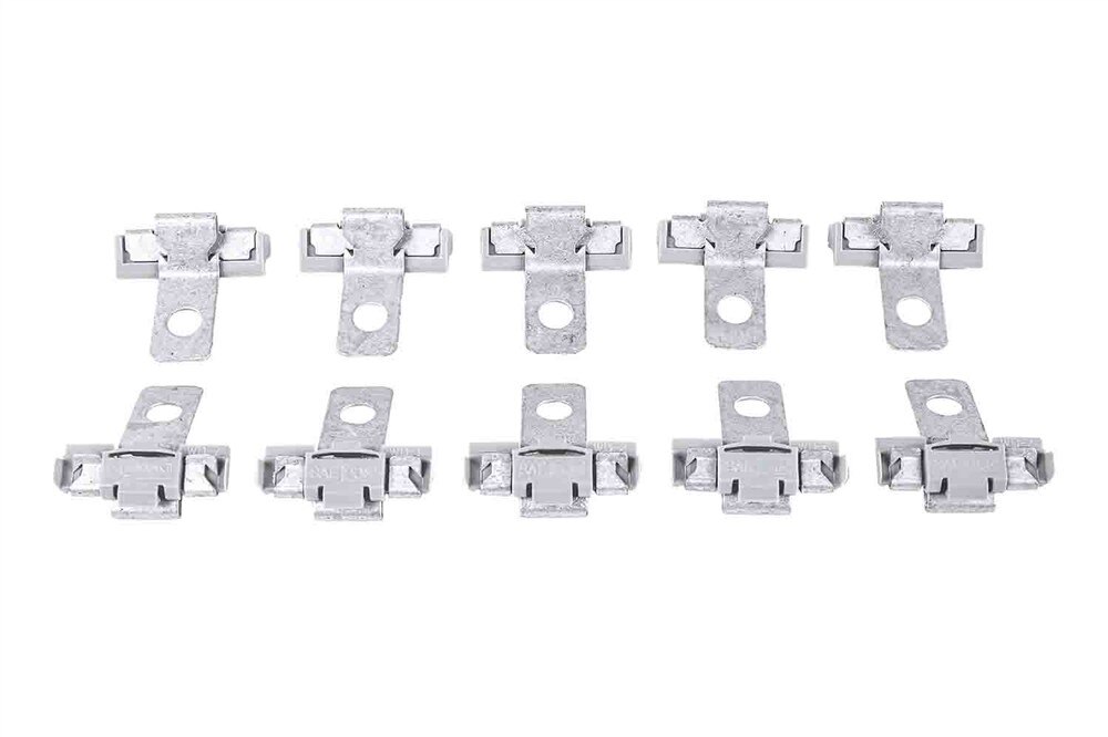 GM Genuine Parts Silver Front Fender Wheel Opening Molding Retainer