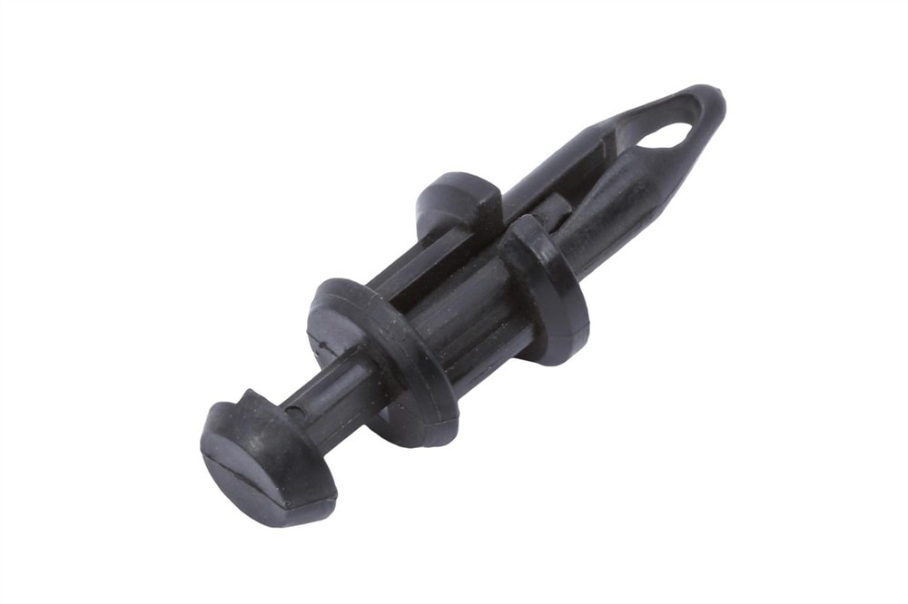 GM Genuine Parts Engine Cooling Fan Shroud Retainer