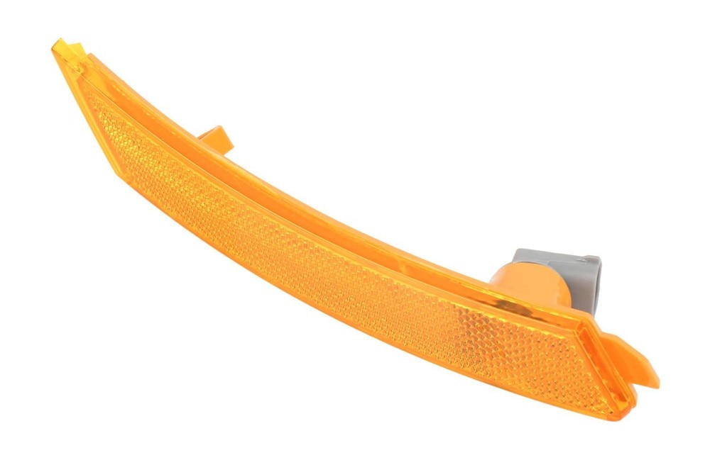 GM Genuine Parts Front Driver Side Marker Lamp